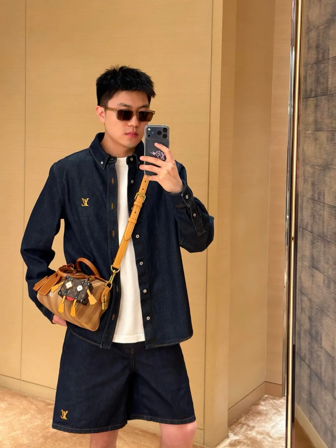Louis Vuitton/